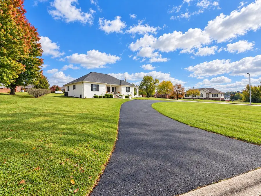 593 Harvest Lane, Harrodsburg, KY 40330 - #3