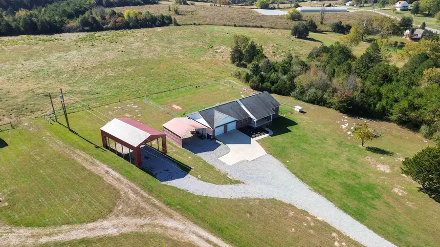 2708 Ky-790, Bronston, KY 42518 - #2