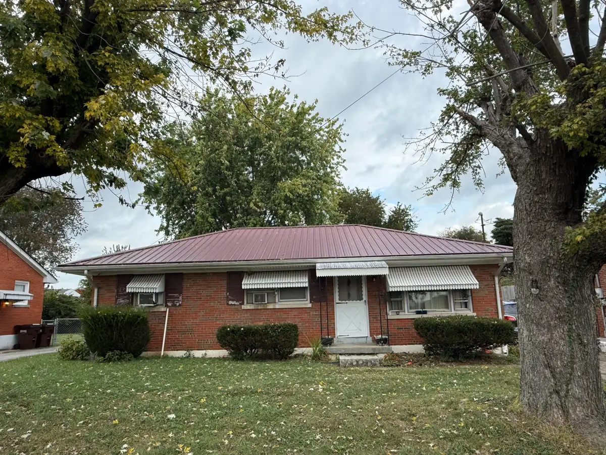 406 Bond Street, Richmond, KY 40475 - #1