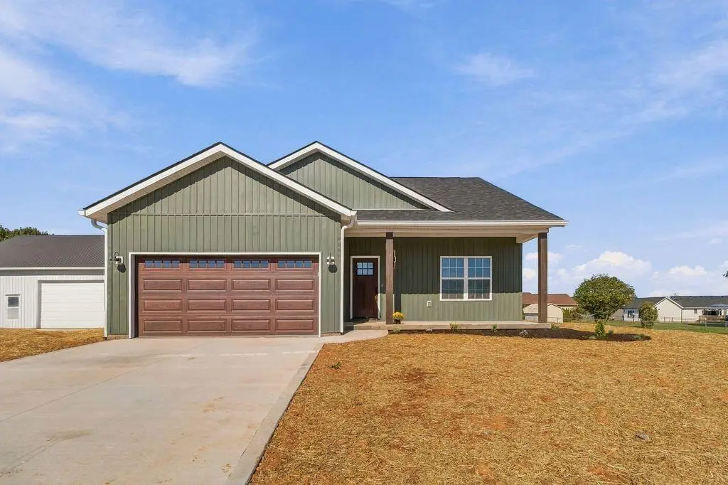 84 Grant Drive, Somerset, KY 42503 - #1