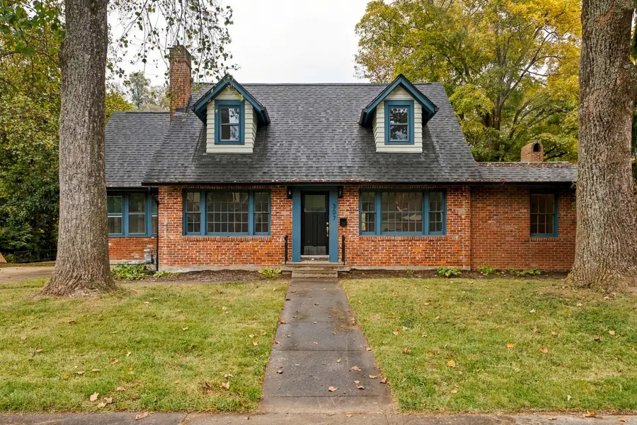 307 Paul Sawyier Drive, Frankfort, KY 40601 - #2