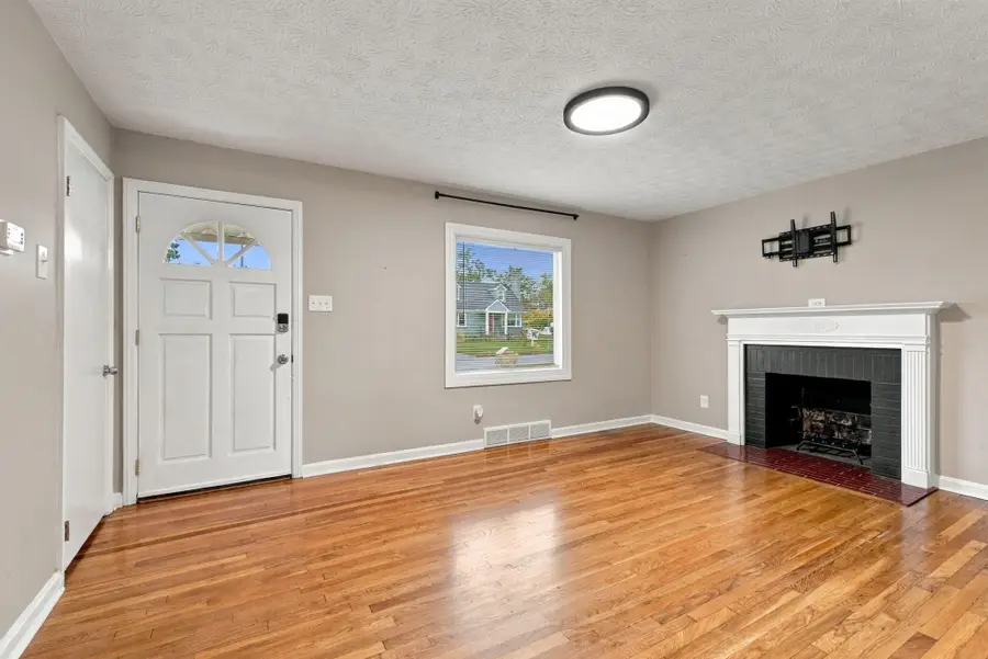 2209 Eastway Drive, Lexington, KY 40503 - #3