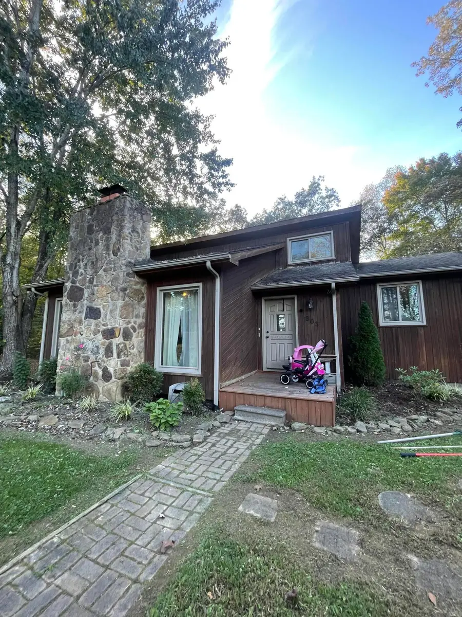 303 Park Avenue, Barbourville, KY 40906 - #3