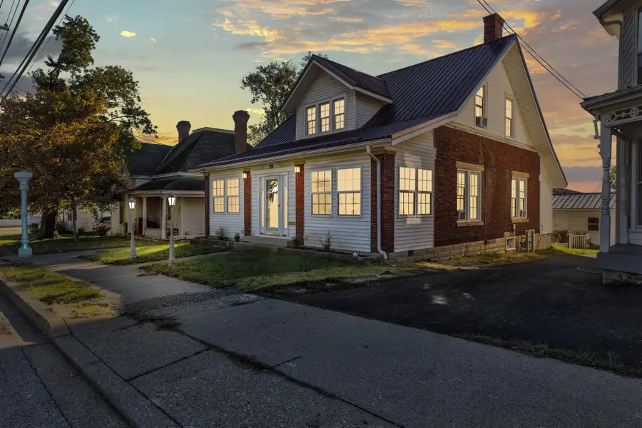 116 E High Street, Mount Sterling, KY 40353 - #2