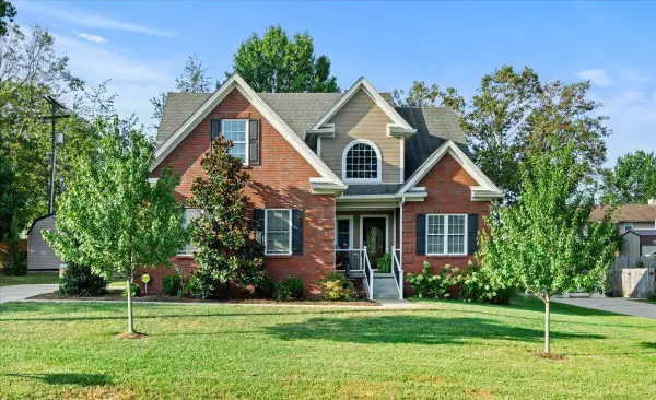 102 Roxie Lane, Georgetown, KY 40324