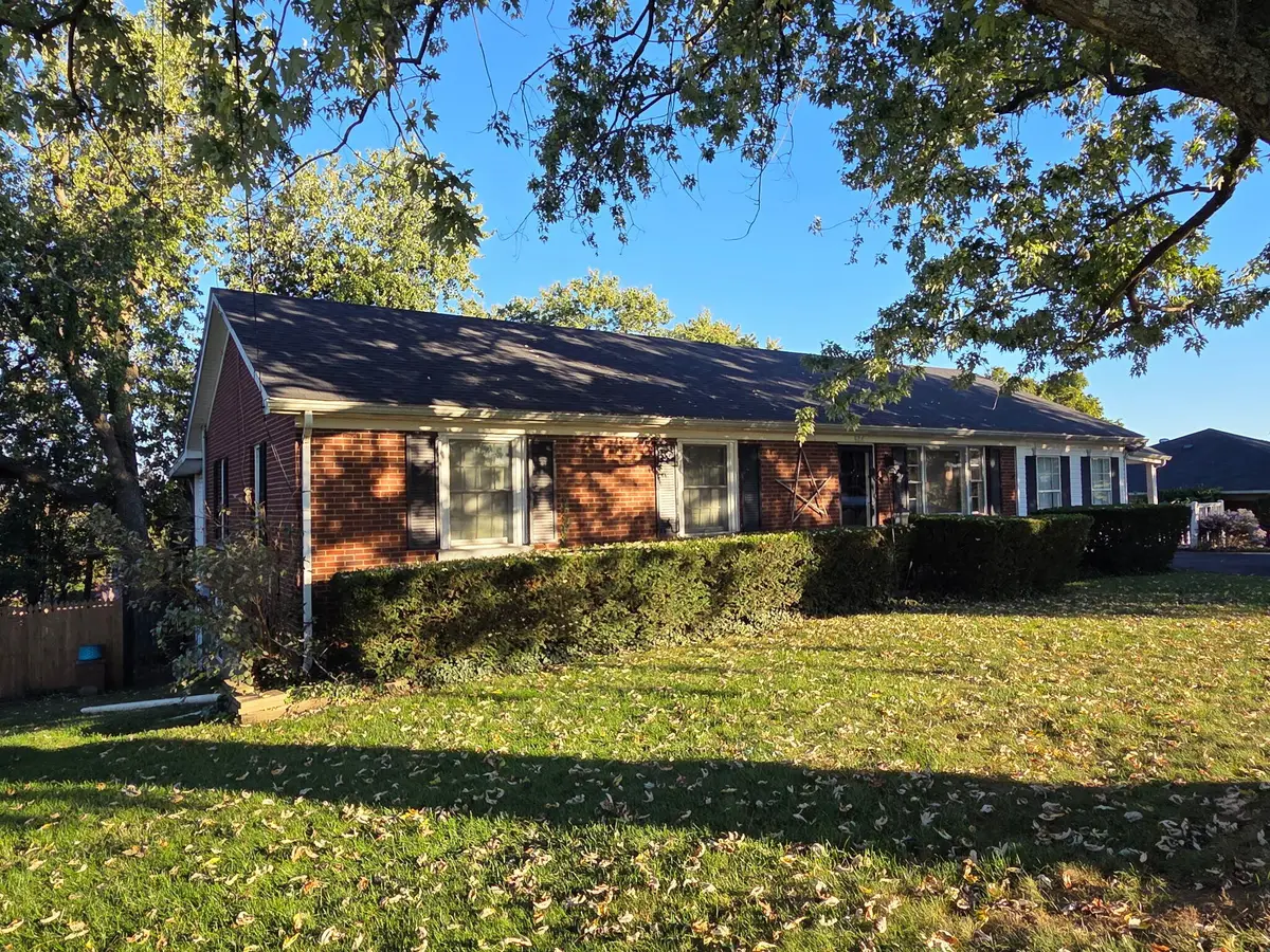 526 N 3rd Street, Nicholasville, KY 40356 - #1