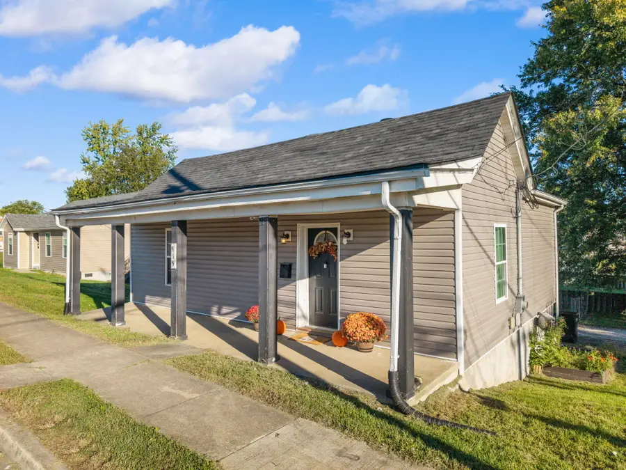 915 E Main Street, Richmond, KY 40475 - #3