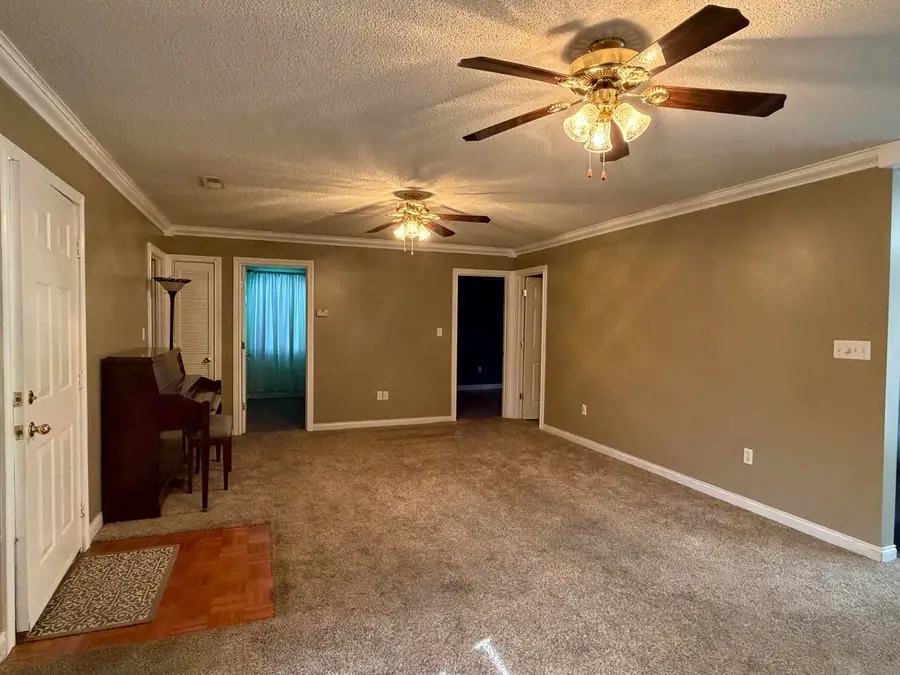 102 Dogwood Trail, Somerset, KY 42501 - #2