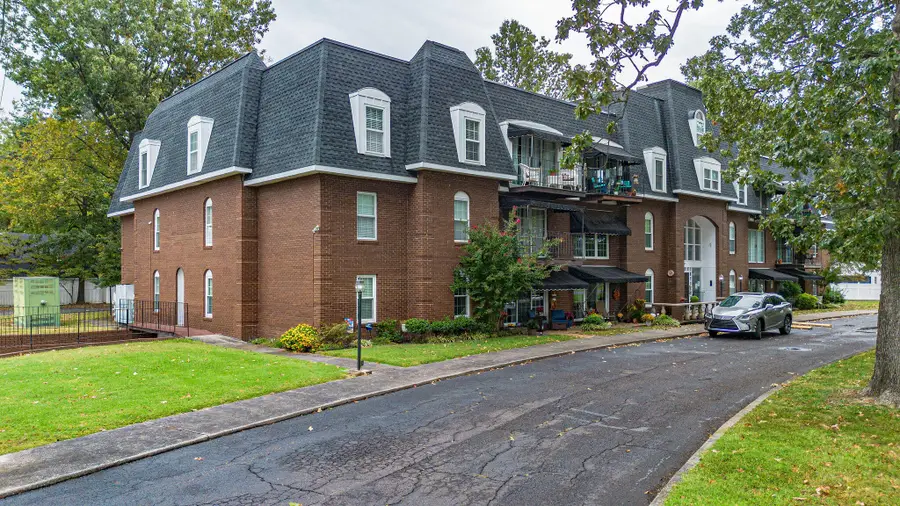 2949 Harrison Street #107, Paducah, KY 42001 - #3