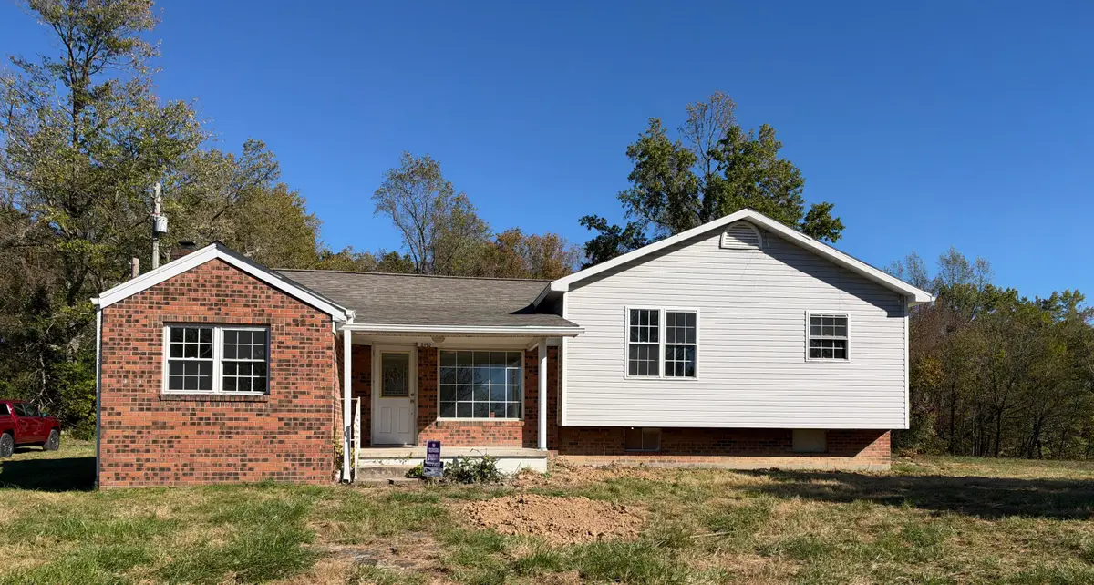 2190 Kentucky 490, East Bernstadt, KY 40729 - #1