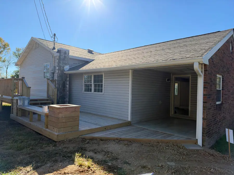 2190 Kentucky 490, East Bernstadt, KY 40729 - #2