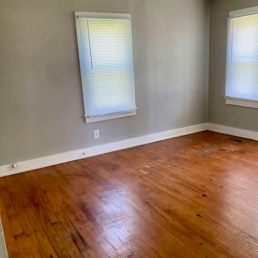 504 Sanderson Drive, Hopkinsville, KY 42240 - #2