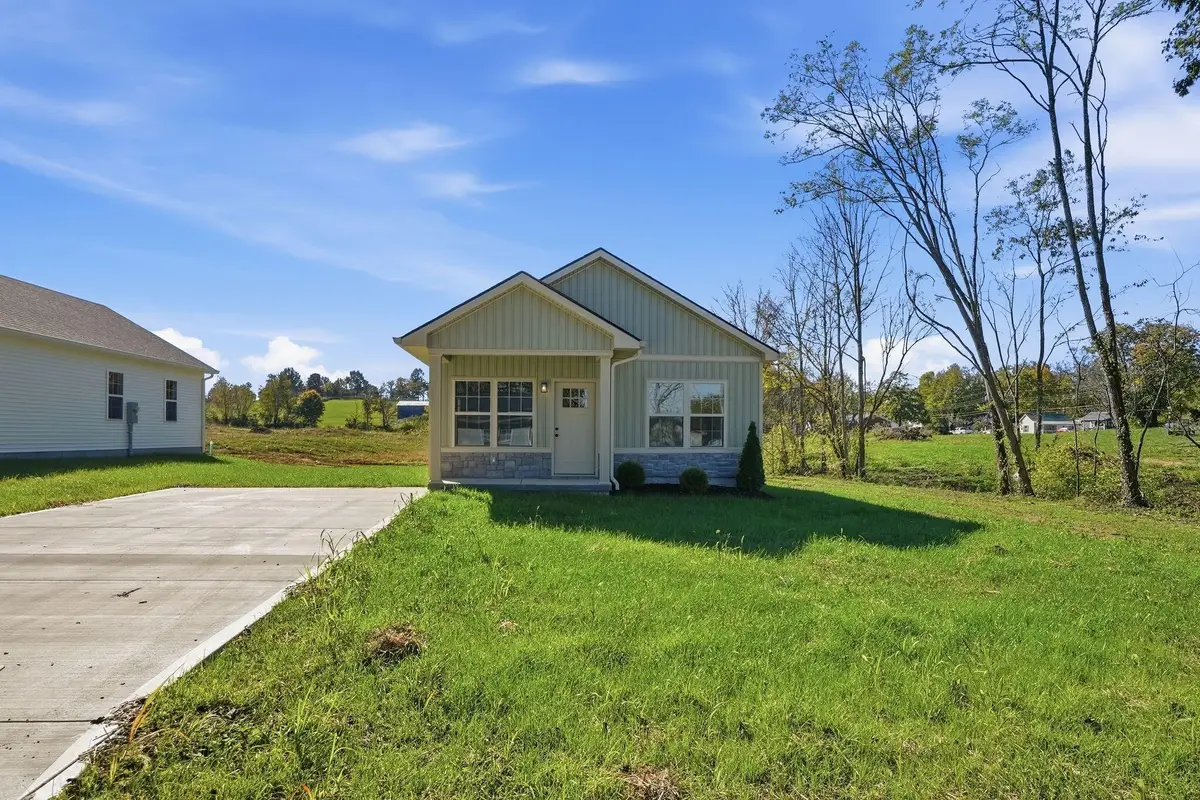 508 Jones Street, Harrodsburg, KY 40330 - #1