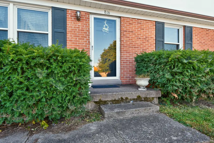 816 Hickory Hill Drive, Nicholasville, KY 40356 - #3