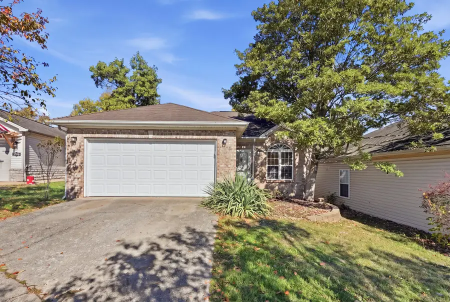 3713 Lady Di Lane, Lexington, KY 40517 - #3
