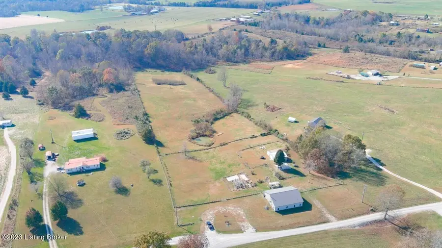 555 Fields Ln, Clarkson, KY 42726 - Image #2