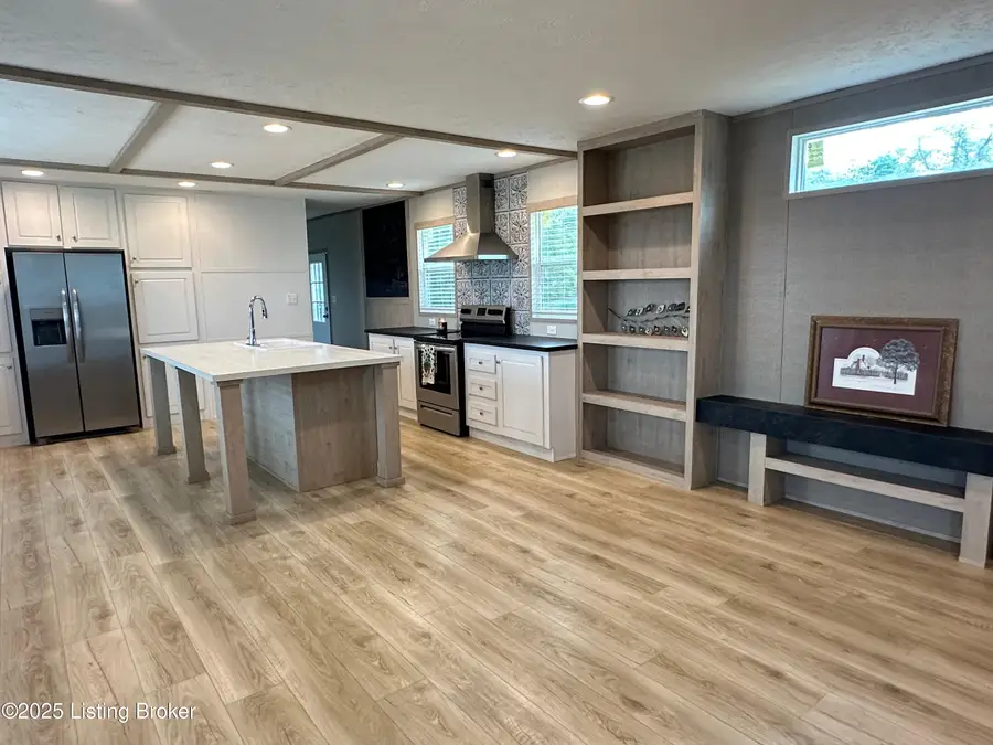 1304 Hammonsville School House Rd, Magnolia, KY 42757 - Image #2