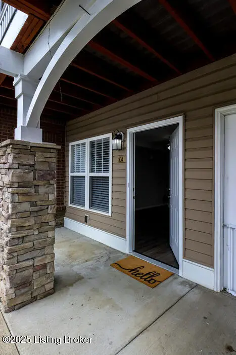 9003 Falcon Crest Ct #104, Louisville, KY 40219 - #2