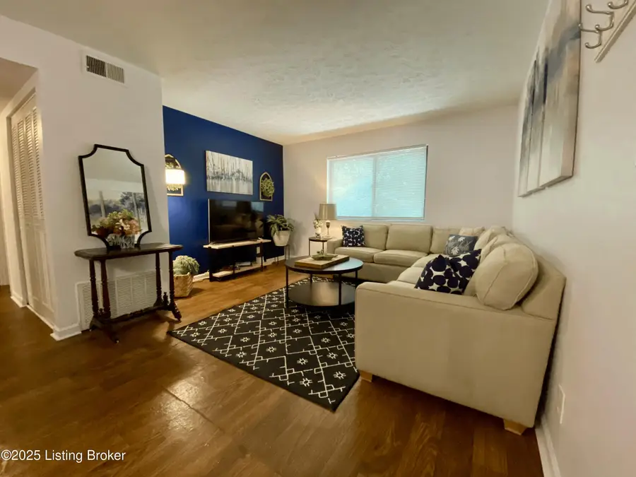 7050 Wildwood Cir #99, Louisville, KY 40291 - Image #3