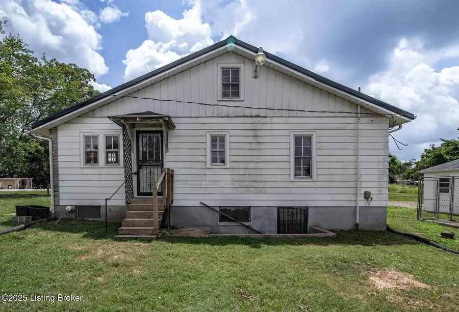 619 S Wilson Rd, Radcliff, KY 40160 - Image #3