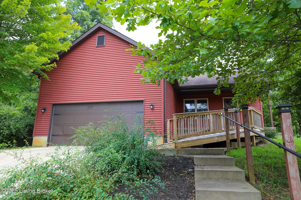 384 Schoolside Dr, Brandenburg, KY 40108 - Image #1