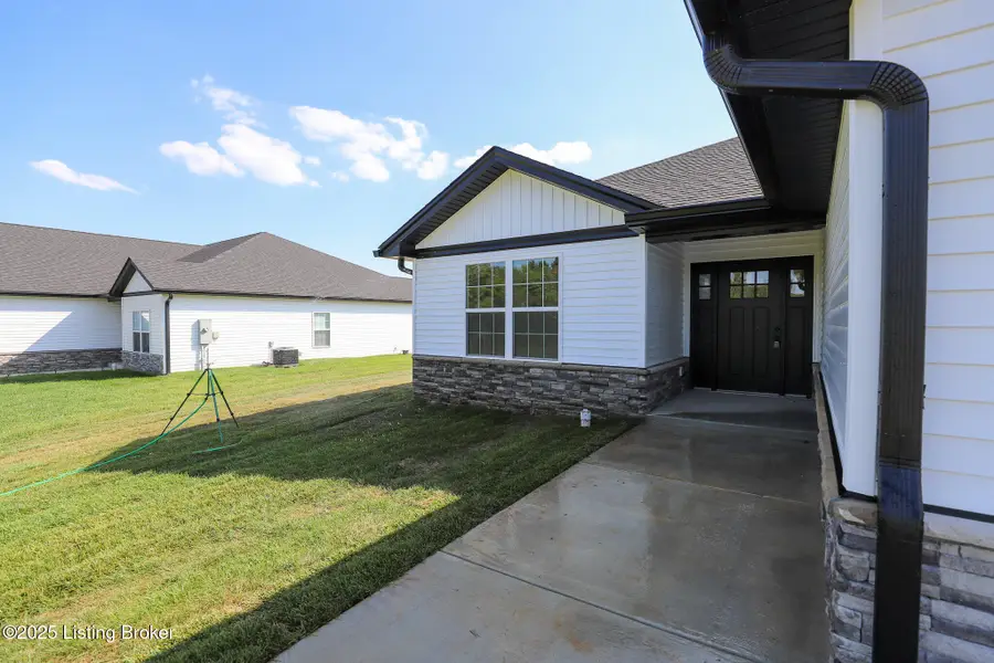 836 Otter Creek Rd, Vine Grove, KY 40175 - Image #2