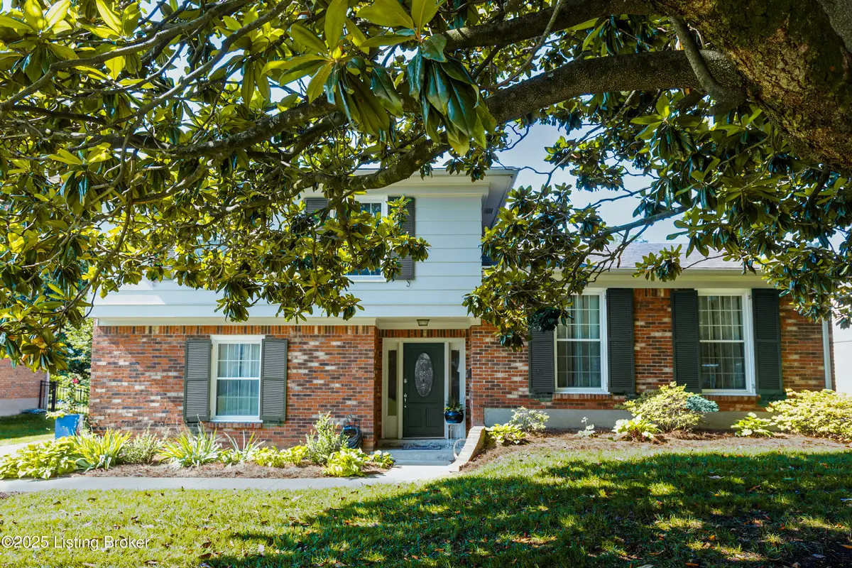 1606 Sutherland Dr, Louisville, KY 40205 - Image #1