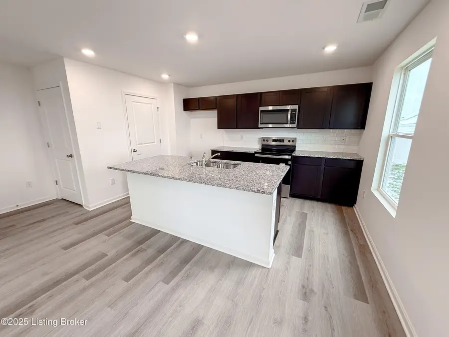 104 Wild Way, Elizabethtown, KY 42701 - Image #2