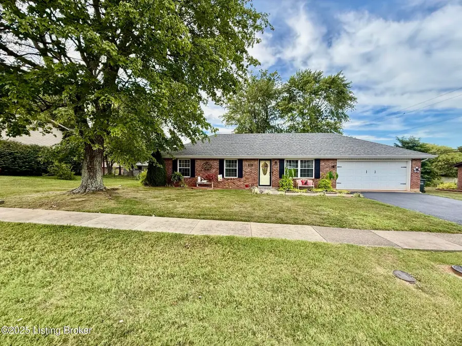 511 Pearman Ave, Radcliff, KY 40160 - Image #2