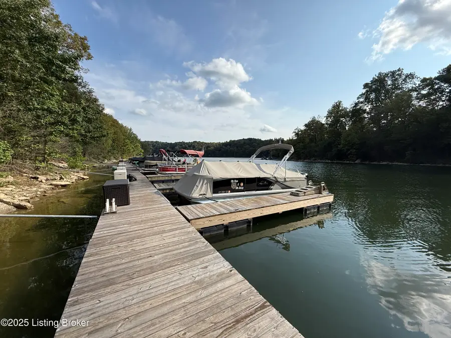 35 Penn Run Rd, Bee Spring, KY 42207 - Image #2