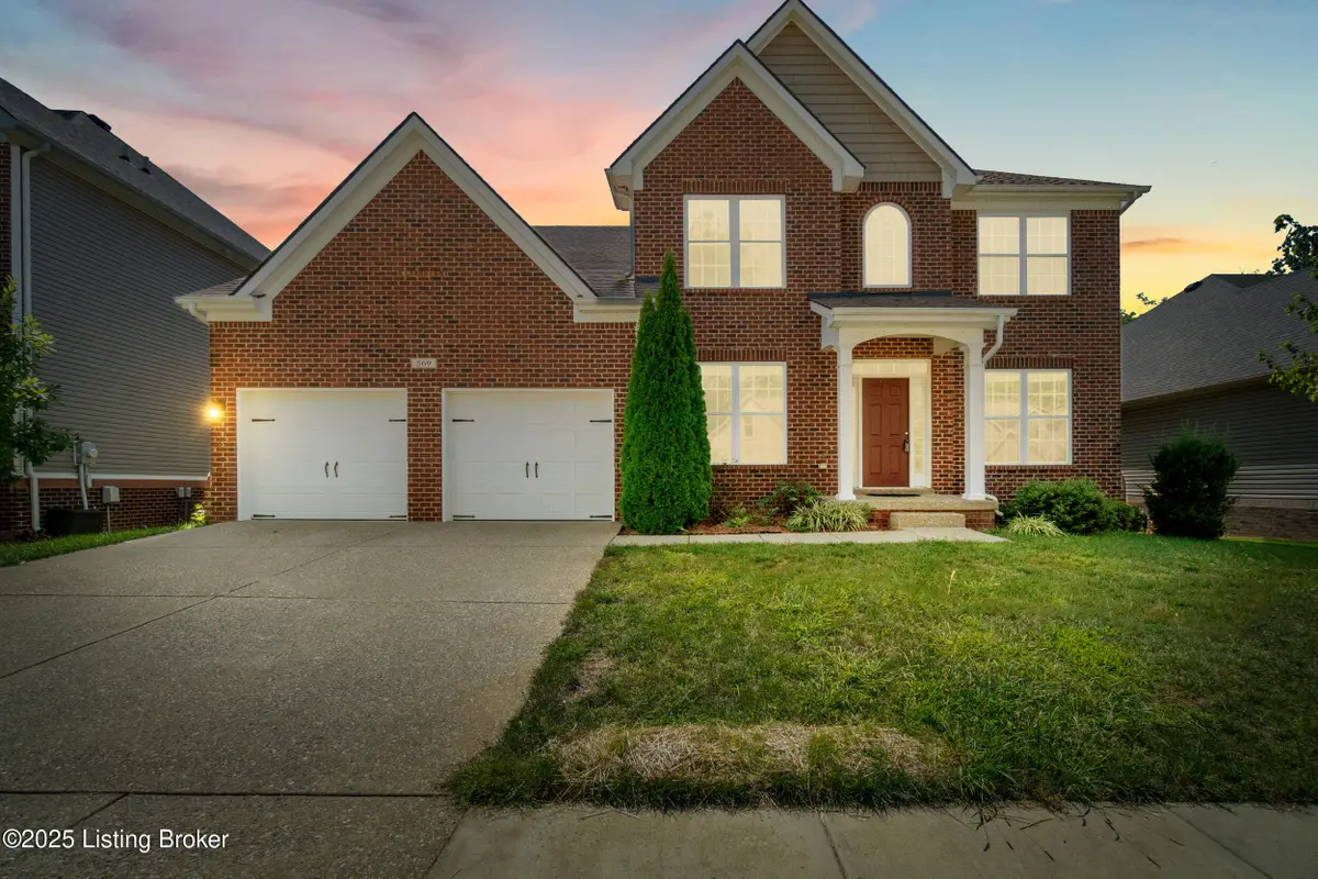 569 Wooded Falls Rd, Louisville, KY 40243 - Image #1