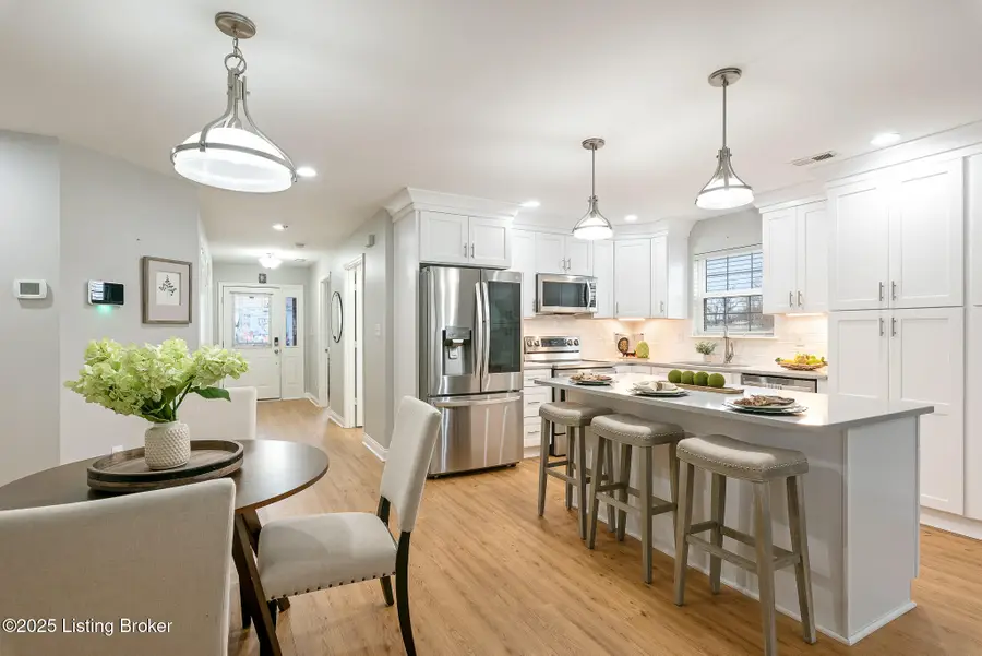 163D Villa Vista Dr, Shepherdsville, KY 40165 - #2