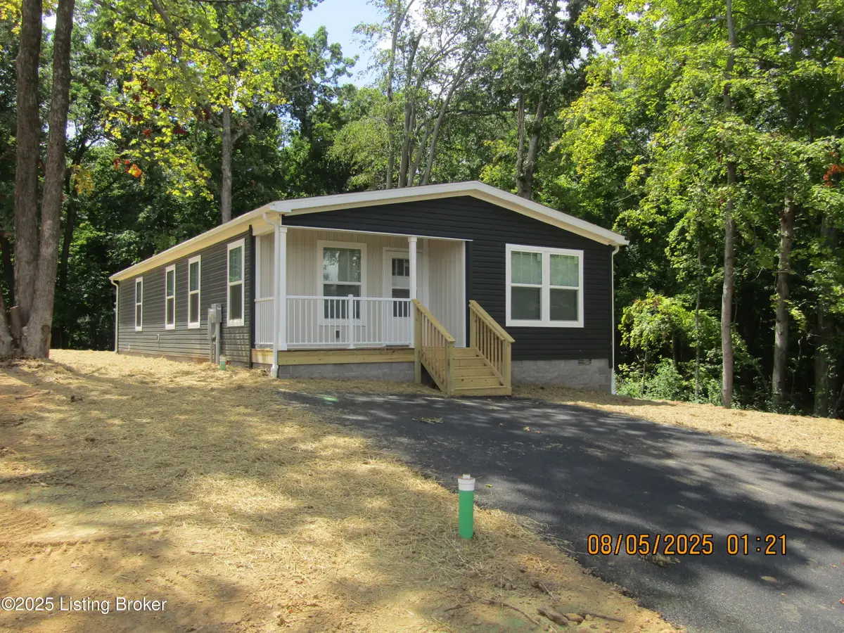 321 W Spring St, Radcliff, KY 40160 - Image #1