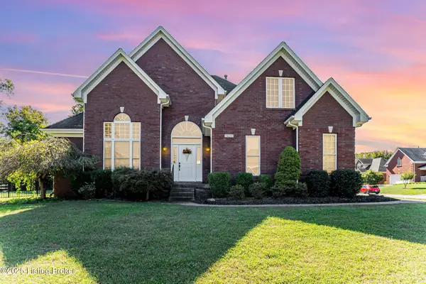 13315 Oak Forest Ct, Louisville, KY 40245