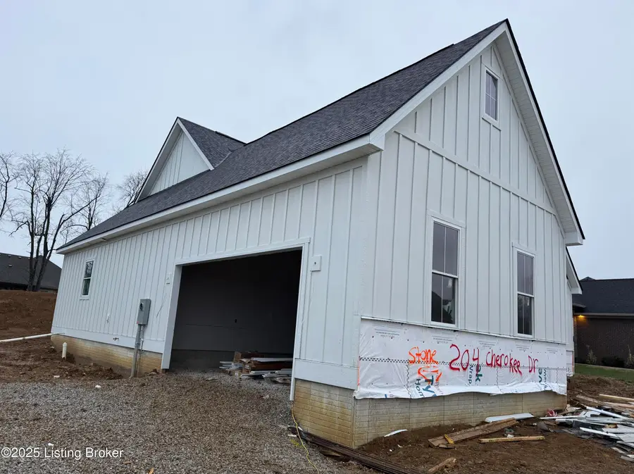 204 Cherokee Dr, Shelbyville, KY 40065 - Image #3
