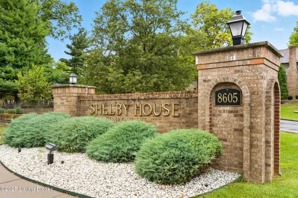 8605 Shelbyville Rd #APT 129, Bellemeade, KY 40222