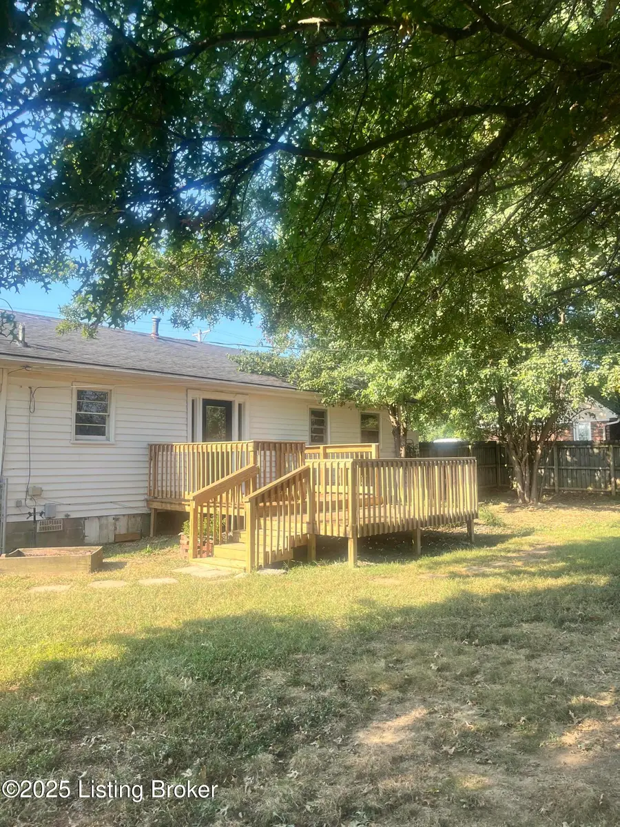 1407 Dotland Cir, Shelbyville, KY 40065 - Image #2