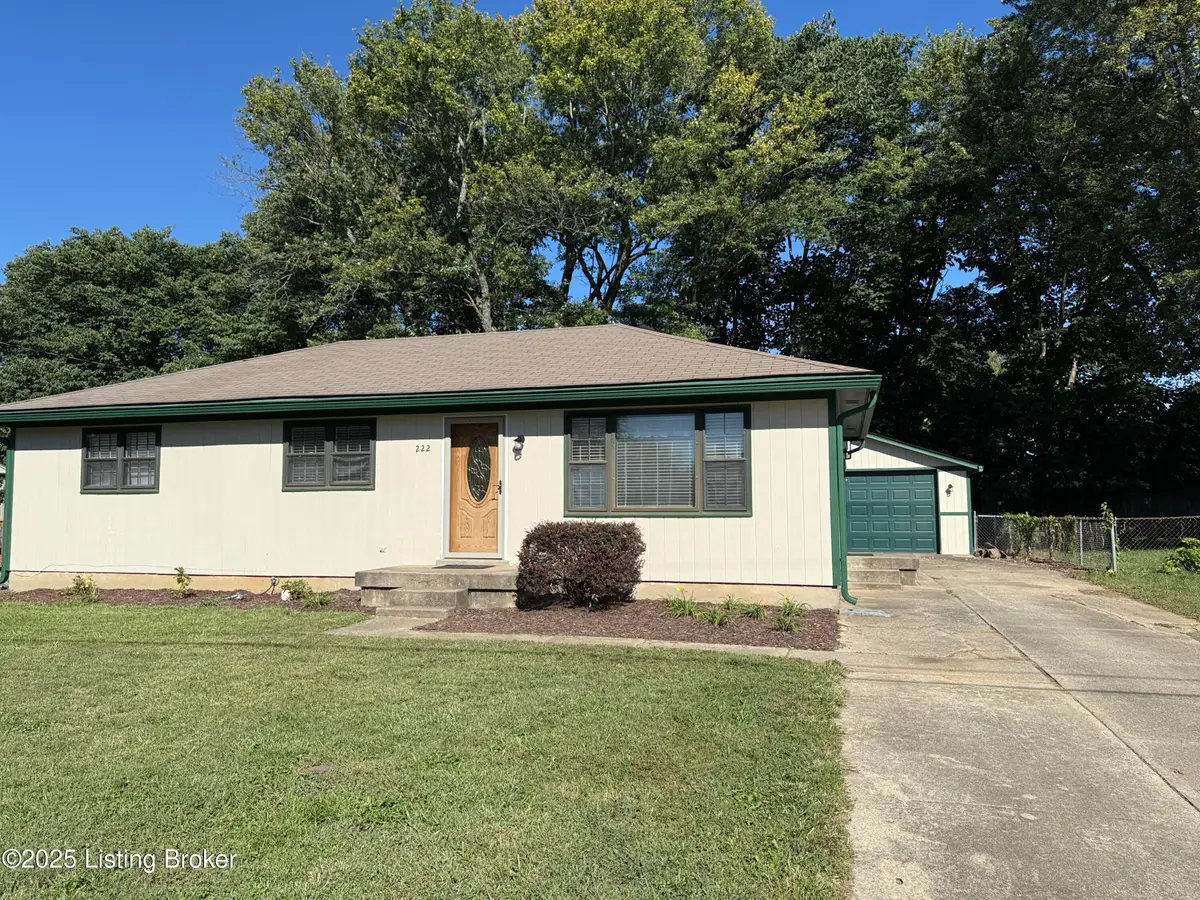 222 Hillcrest Dr, Mount Washington, KY 40047 - Image #1