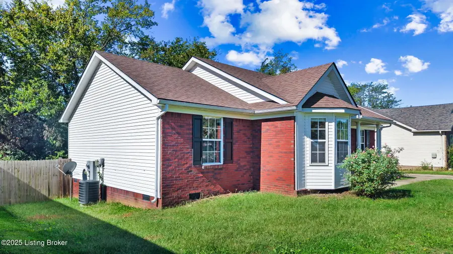 239 Swan Way, Taylorsville, KY 40071 - Image #3