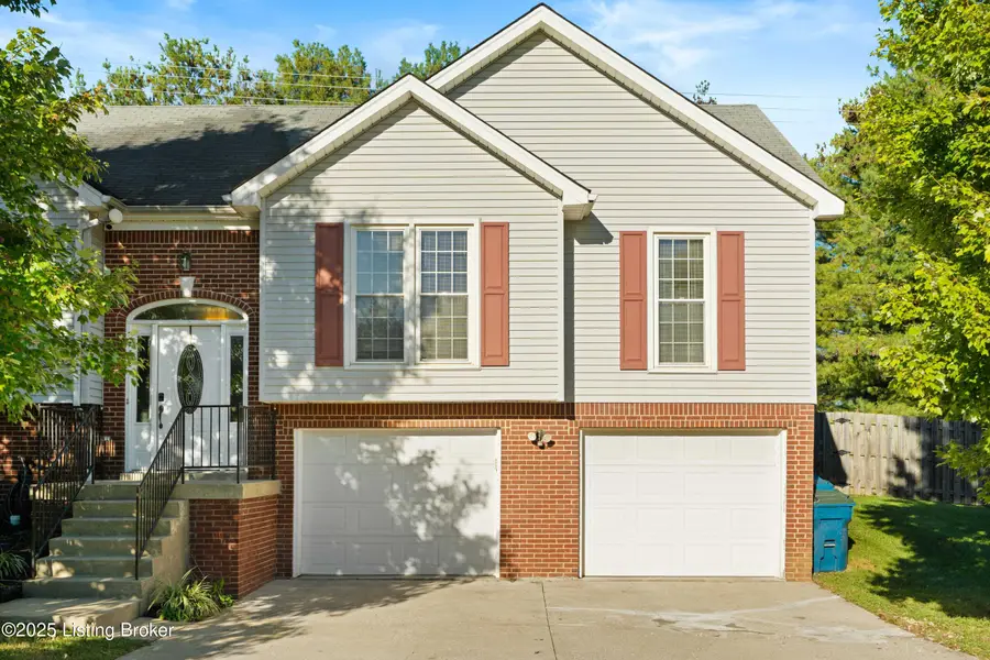 36 N Northcountry Dr, Shelbyville, KY 40065 - Image #2