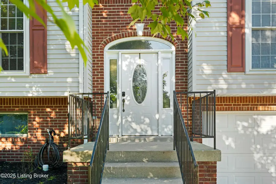 36 N Northcountry Dr, Shelbyville, KY 40065 - Image #3