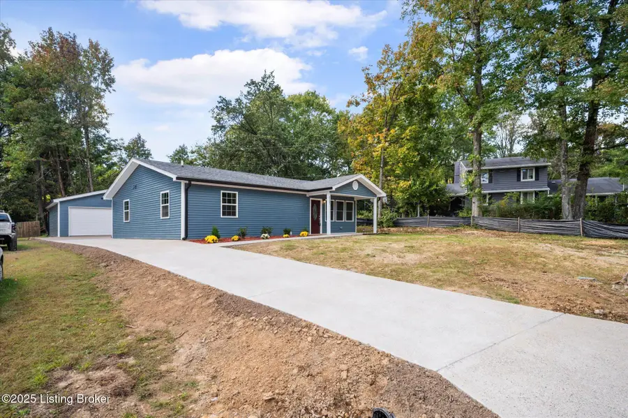 3502 Ripple Creek Dr, Louisville, KY 40229 - Image #3