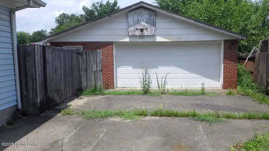 5659 Mark Dr, Louisville, KY 40258 - Image #3