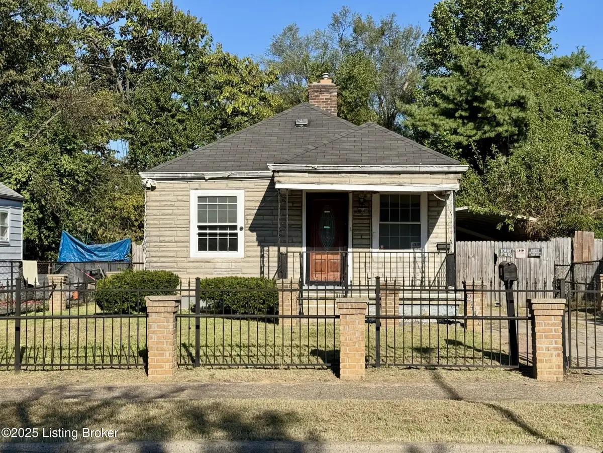 2448 Lindbergh Dr, Louisville, KY 40208 - Image #1