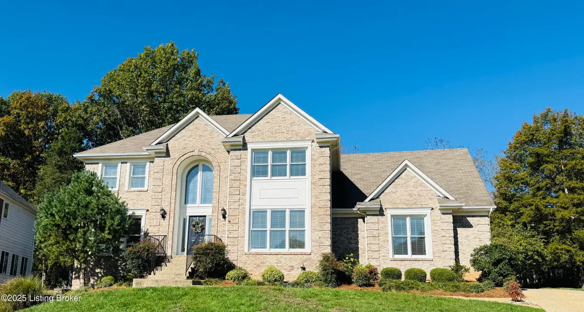 14915 Forest Oaks Dr, Louisville, KY 40245 - Image #1