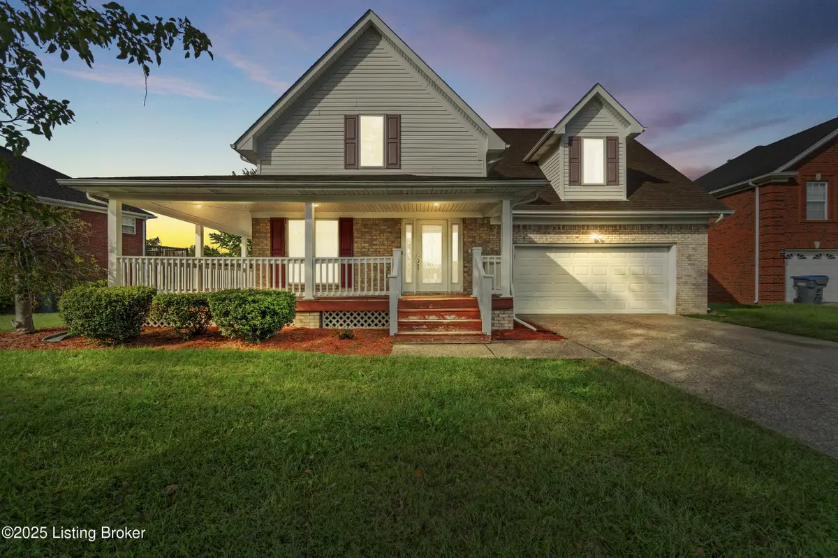 7301 Duchess Dr, Louisville, KY 40228 - Image #1