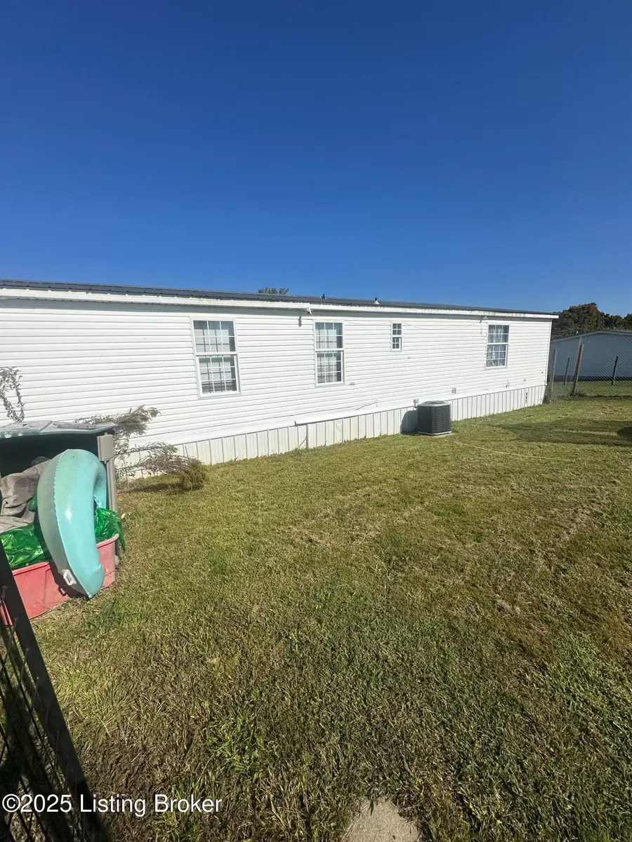1536 Hobbs Reesor Rd, Vine Grove, KY 40175 - Image #3