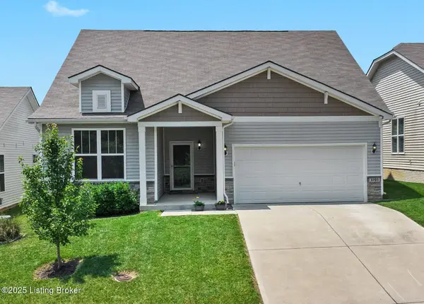 3703 Creekstone Bluff Blvd, La Grange, KY 40031