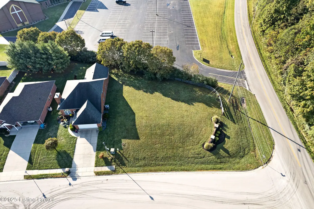 700 Abbeywood Rd, Elizabethtown, KY 42701 - #1