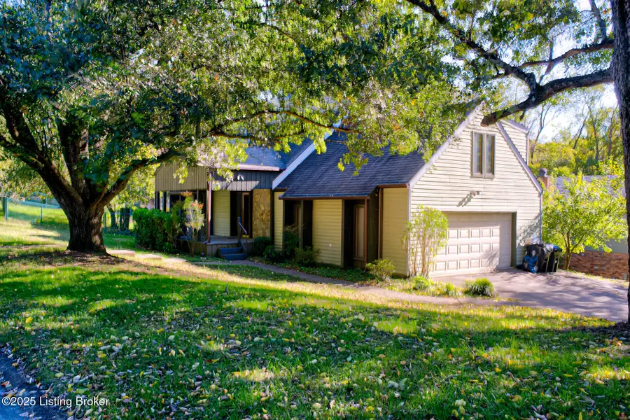 741 Middle Way, Louisville, KY 40206 - #2